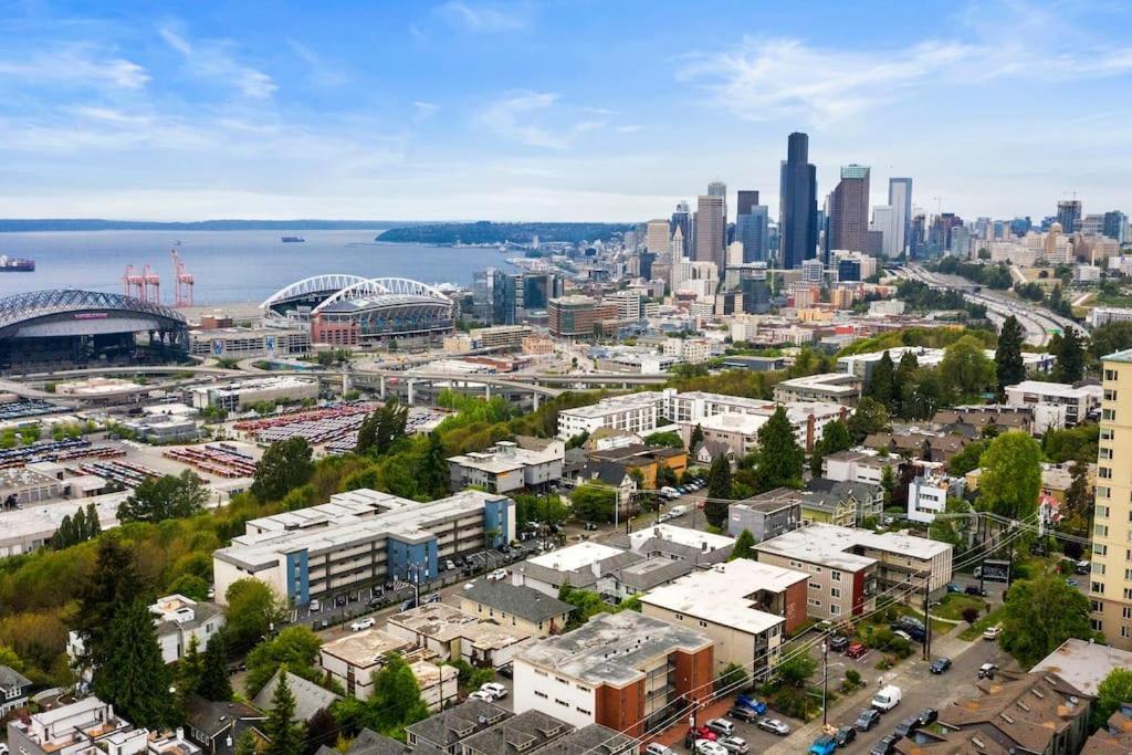 Hillside In Seattle - Updated And Well Appointed. 外观 照片
